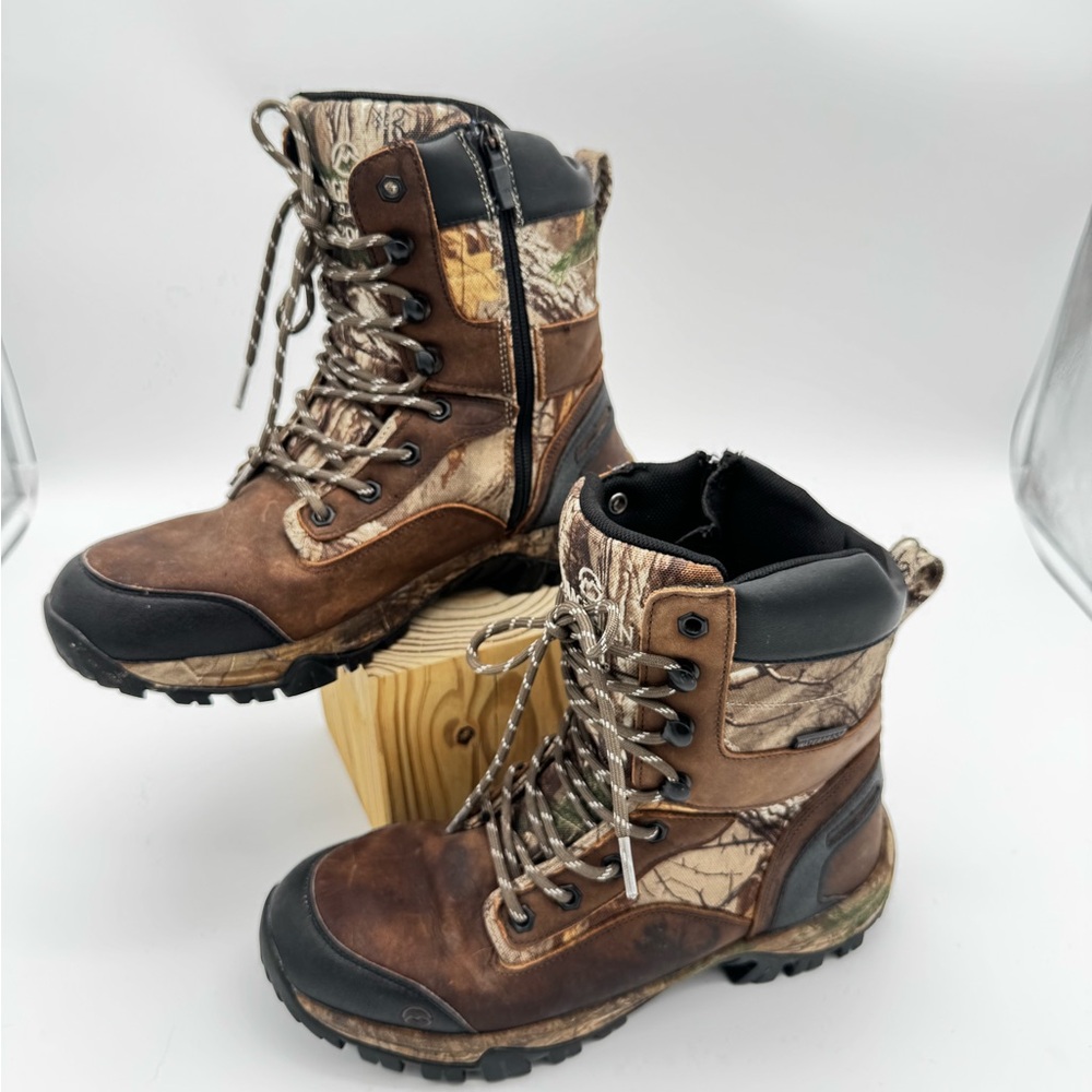 Waterproof Camouflage Lace-Up Hiking Boots